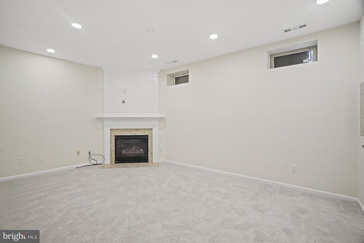 Empty room, Fireplace, Interior, Recessed Lighting