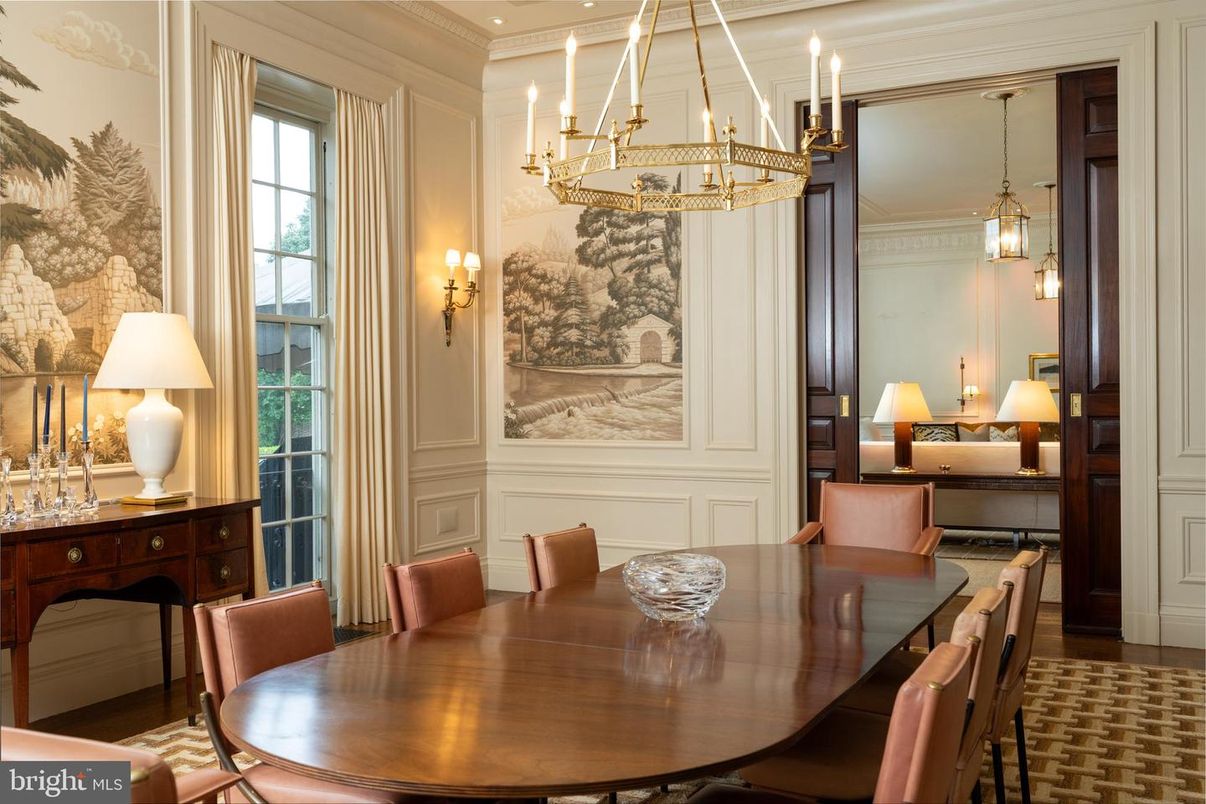 Chandelier, Dining room, Interior, Pendant Lights