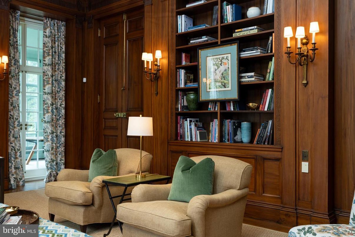 Interior, Wooden Walls