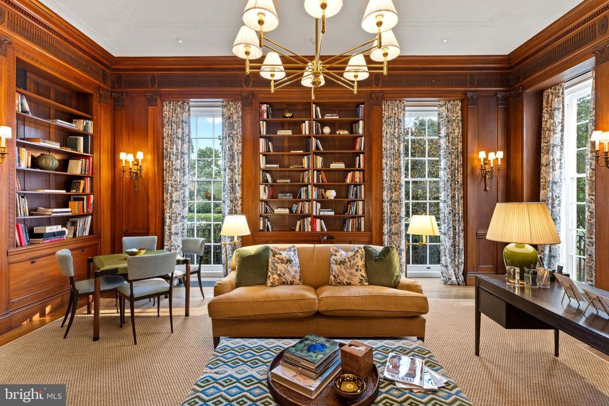 Interior, Living room, Recessed Lighting, Wood Texture Flooring, Wooden Walls