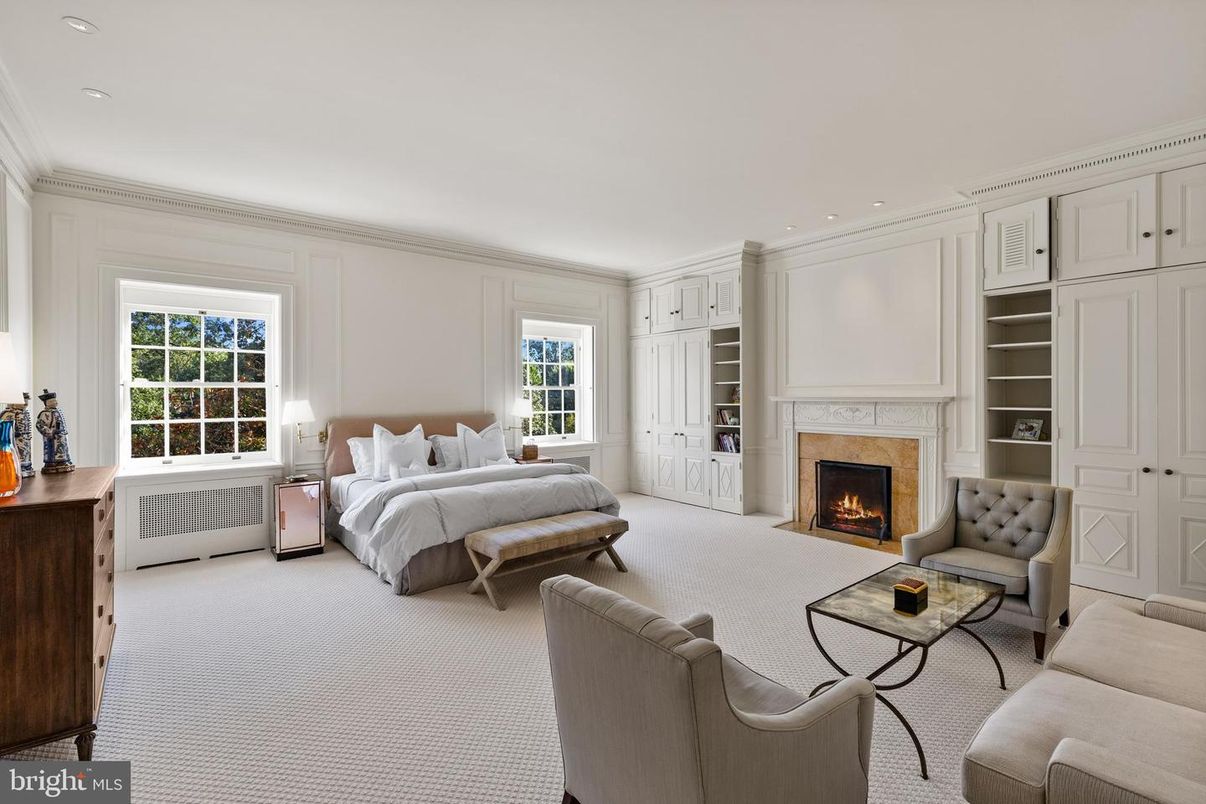 Bedroom, Fireplace, Interior, Recessed Lighting
