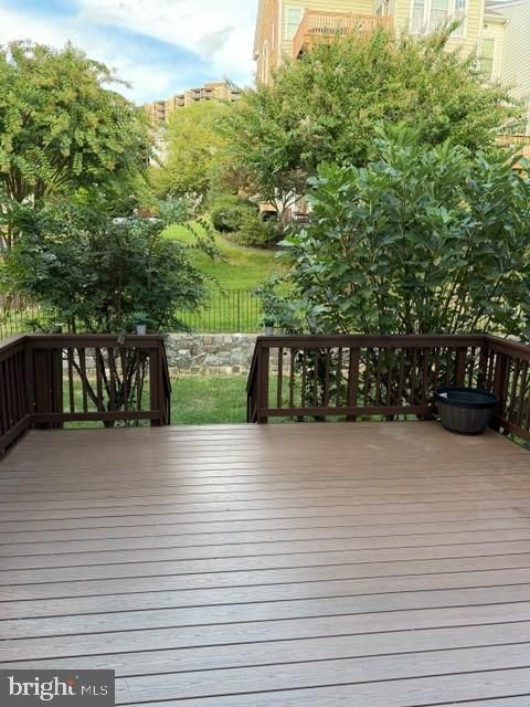 Exterior, Wood Texture Flooring