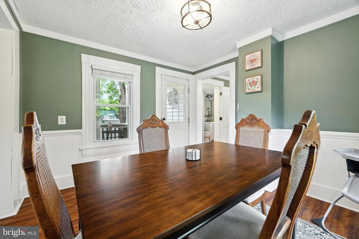 Dining room, Interior, Wood Texture Flooring