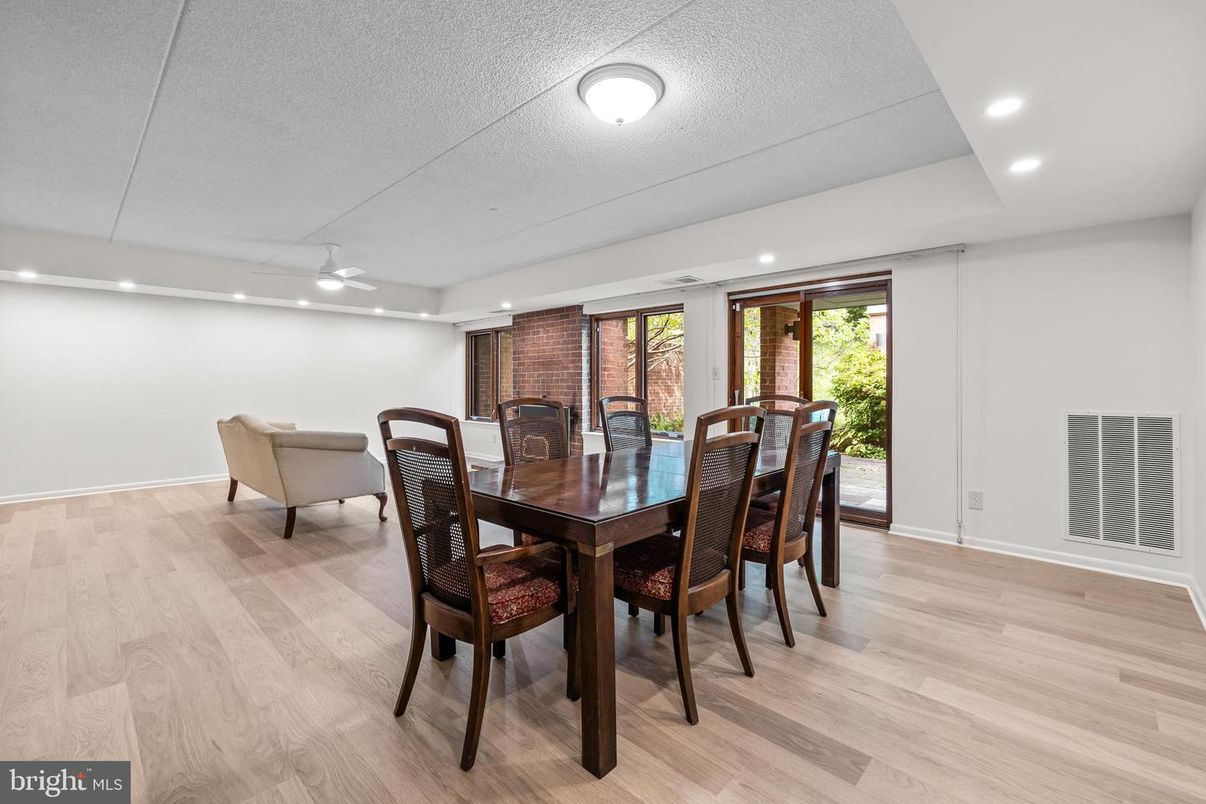 Dining room, Interior, Recessed Lighting, Wood Texture Flooring