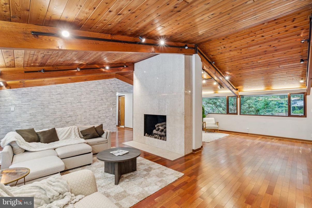 Fireplace, Interior, Living room, Stone Walls, Wooden Beams, Wooden Ceilings, Wood Texture Flooring