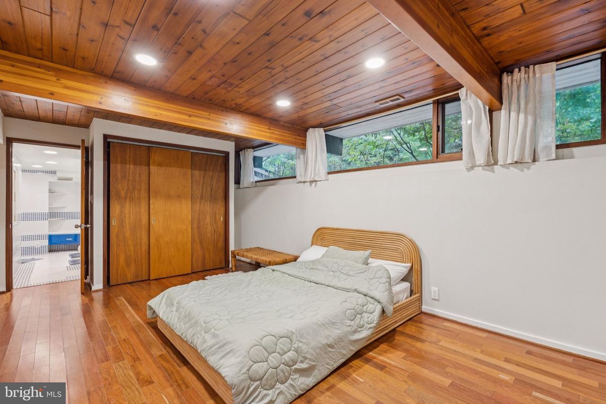 Bedroom, Interior, Recessed Lighting, Wooden Beams, Wooden Ceilings, Wood Texture Flooring