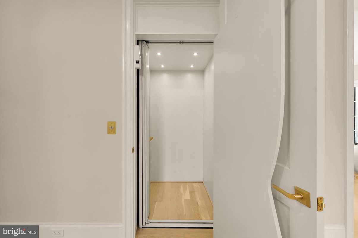 Elevator, Interior, Recessed Lighting, Wood Texture Flooring
