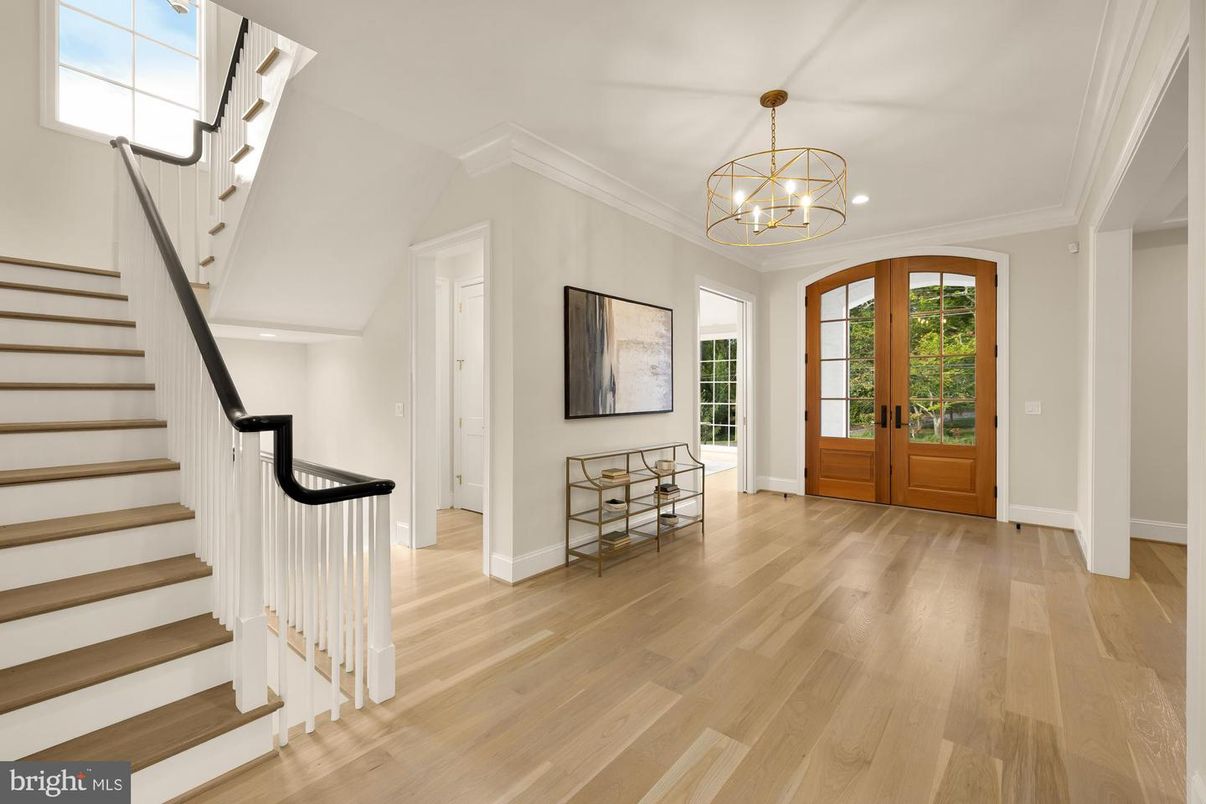 Chandelier, Interior, Wood Texture Flooring