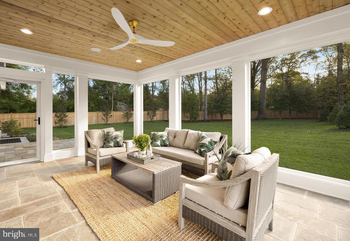 Interior, Living room, Recessed Lighting, Sun Room, Wooden Ceilings
