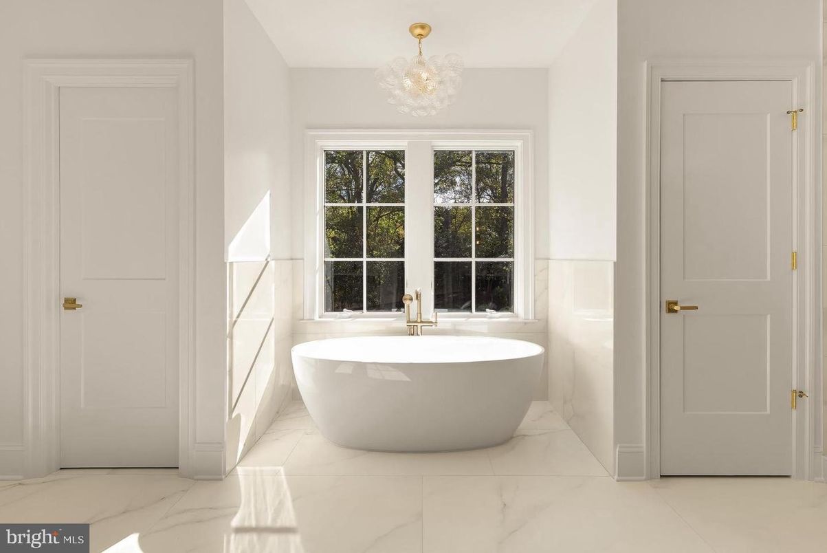 Bathroom, Chandelier, Free Standing Baths, Interior, Marble