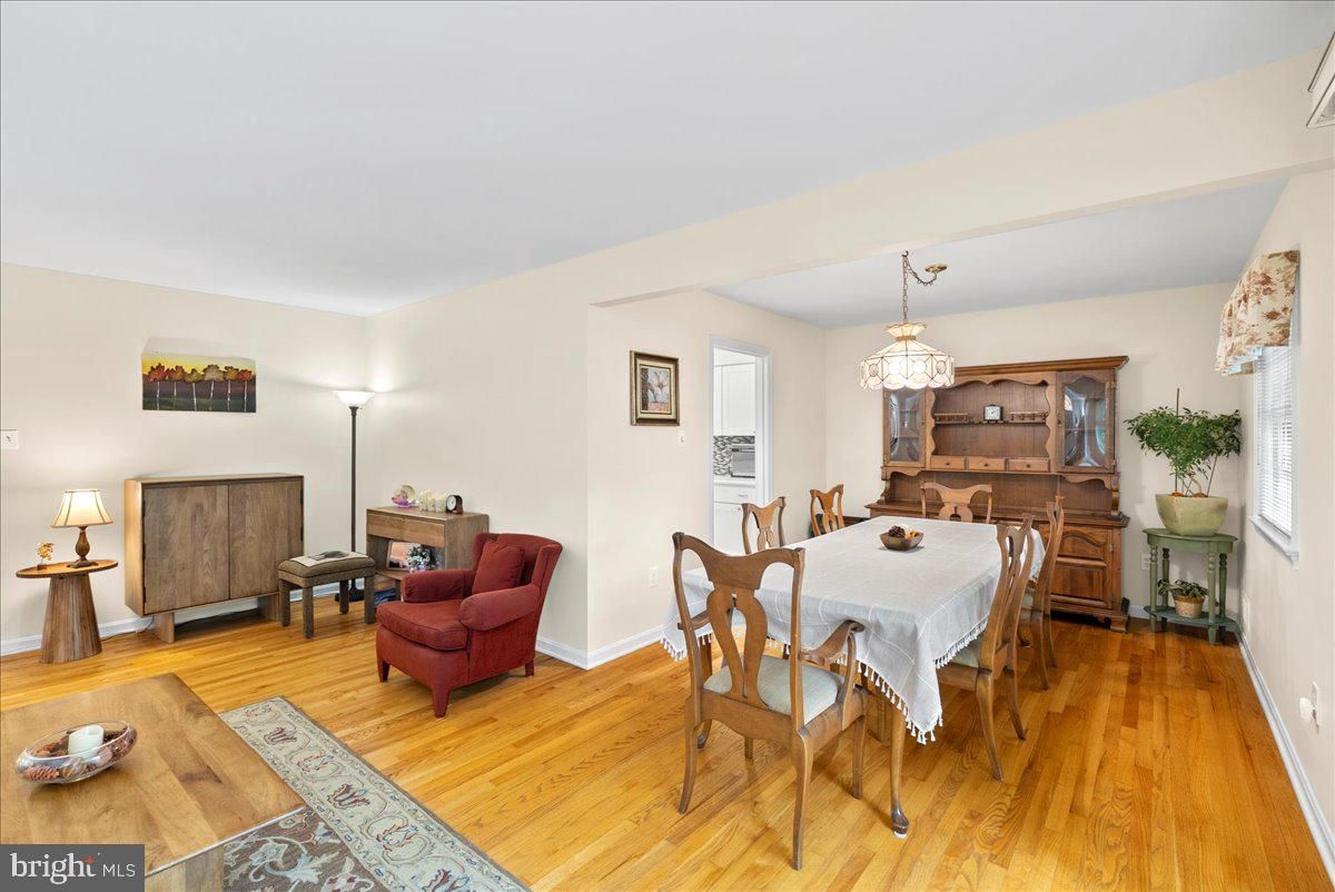 Dining room, Fireplace, Interior, Pendant Lights, Wood Texture Flooring
