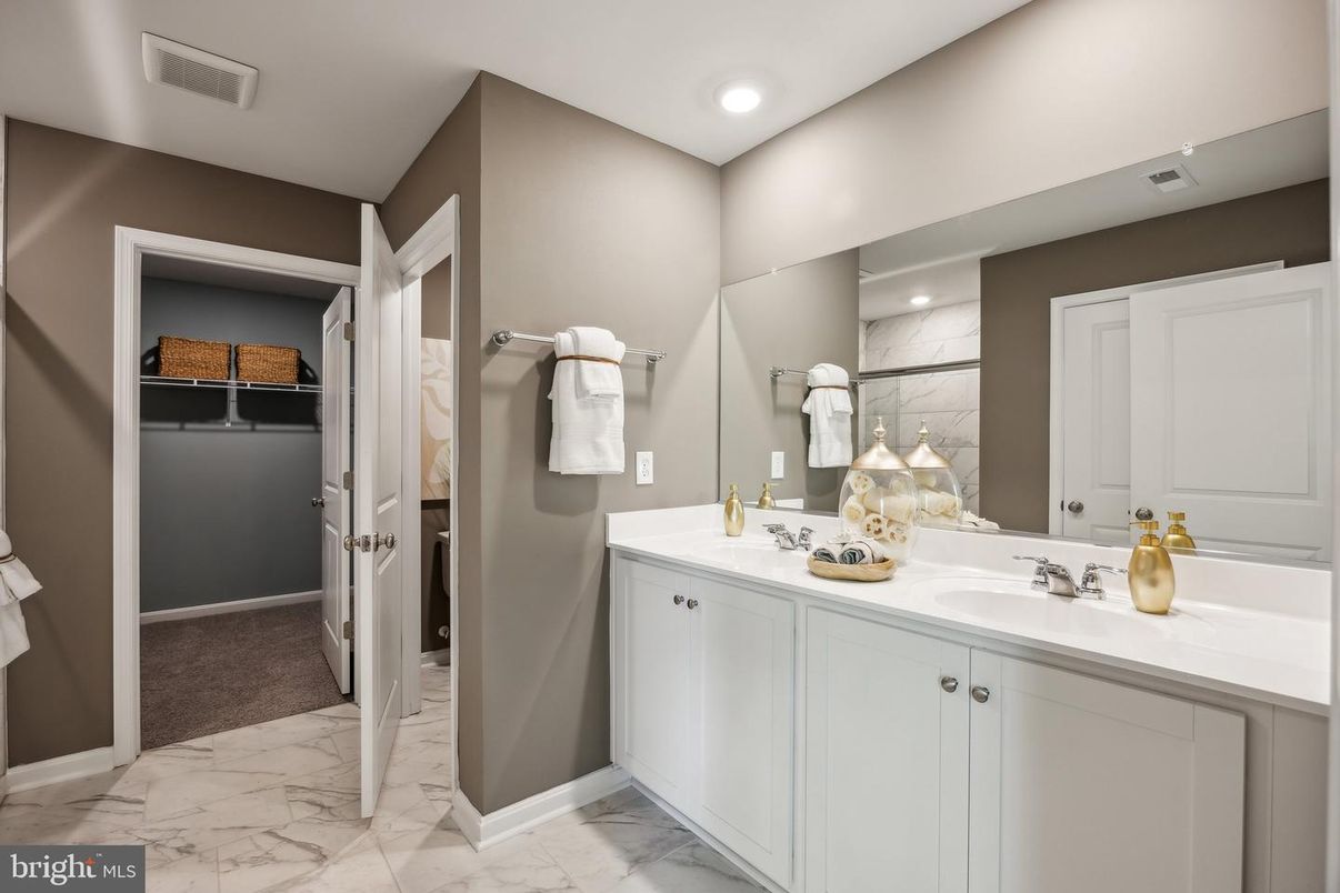 Bathroom, Dual Sink Vanities, Interior, Marble, Recessed Lighting