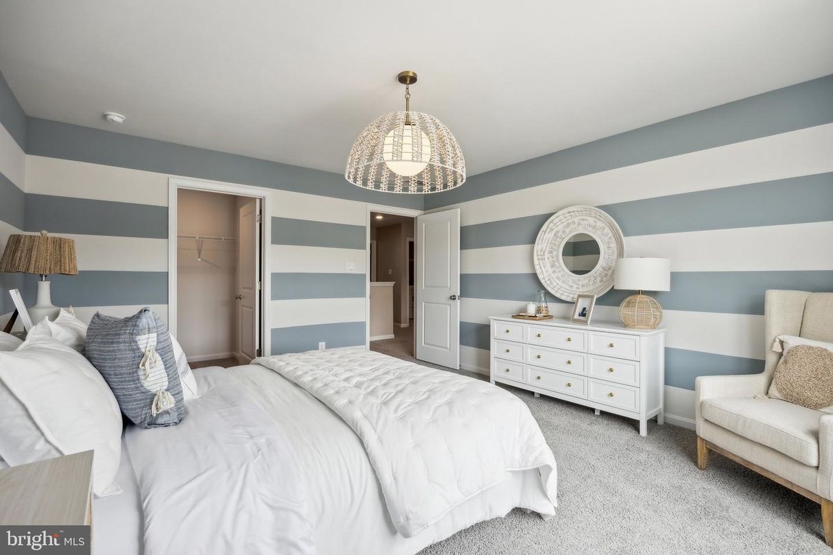 Bedroom, Interior, Pendant Lights