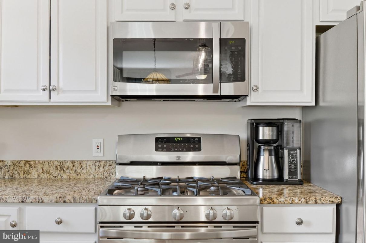 Interior, Kitchen, Stainless Steel Appliances