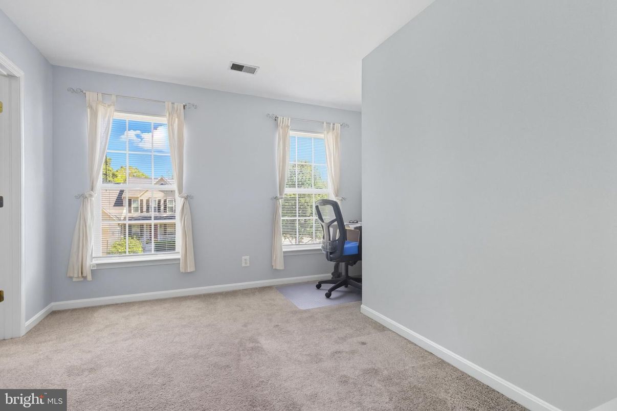 Home Office, Interior, Water