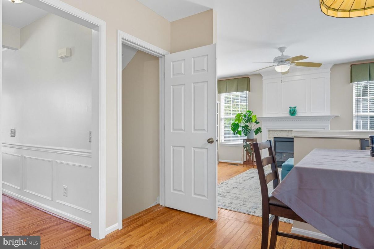 Dining room, Fireplace, Interior, Wood Texture Flooring