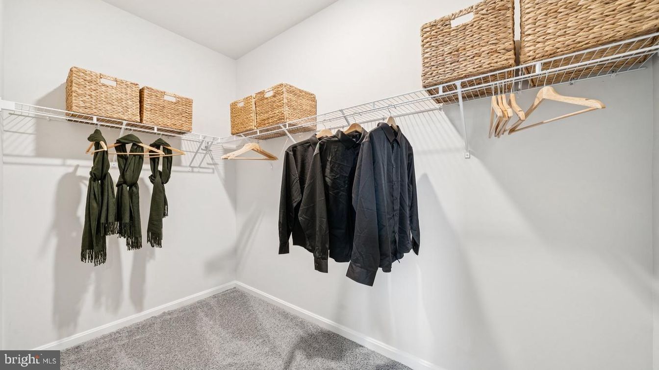 Interior, Walk-in Closets