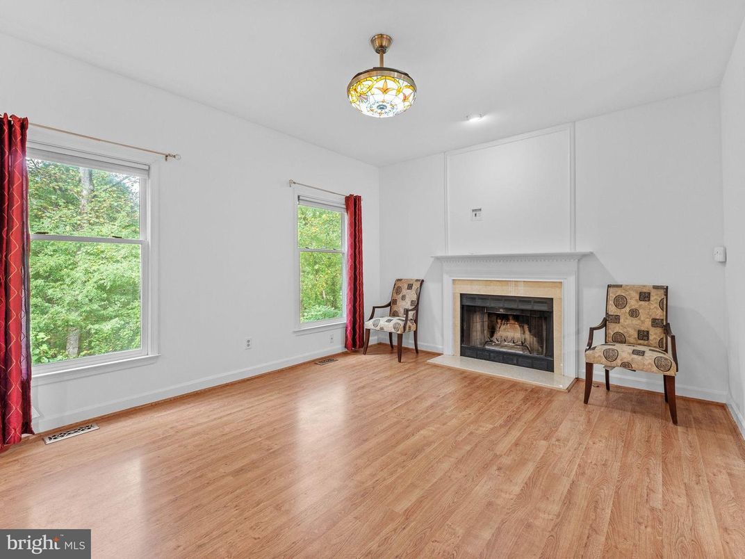 Empty room, Fireplace, Interior, Wood Texture Flooring