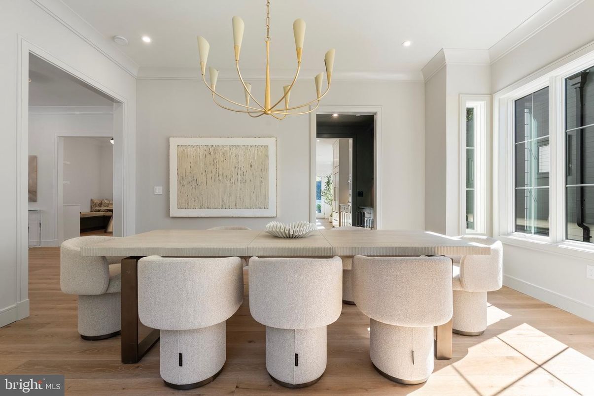 Chandelier, Dining room, Interior, Pendant Lights, Recessed Lighting, Wood Texture Flooring