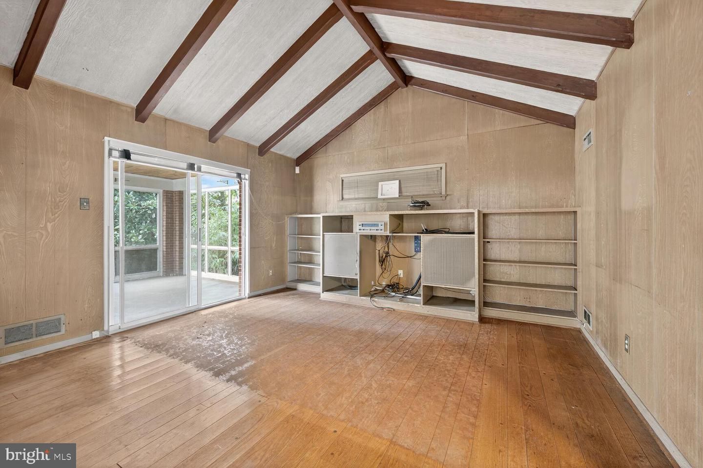 Empty room, Interior, Wooden Beams, Wood Texture Flooring, Wooden Walls