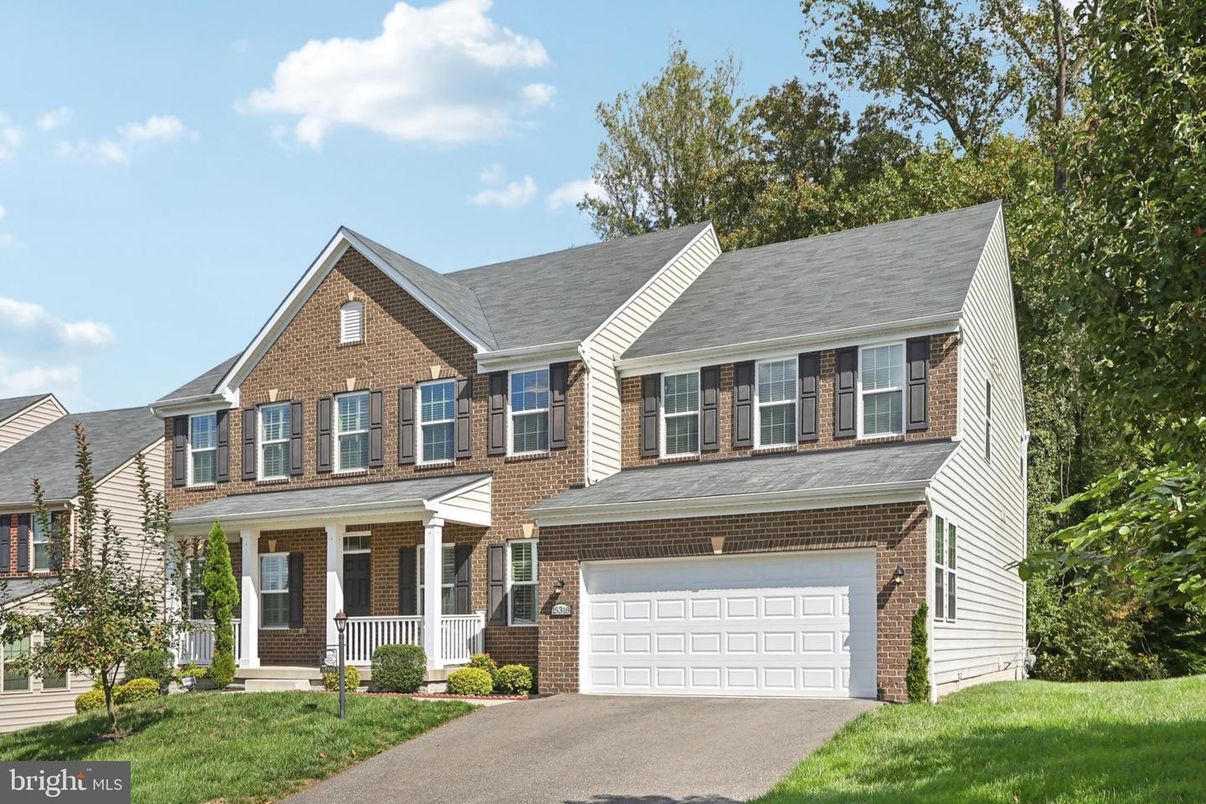 Attached, Exterior, Facade, Brick Facade, Brick Traditional