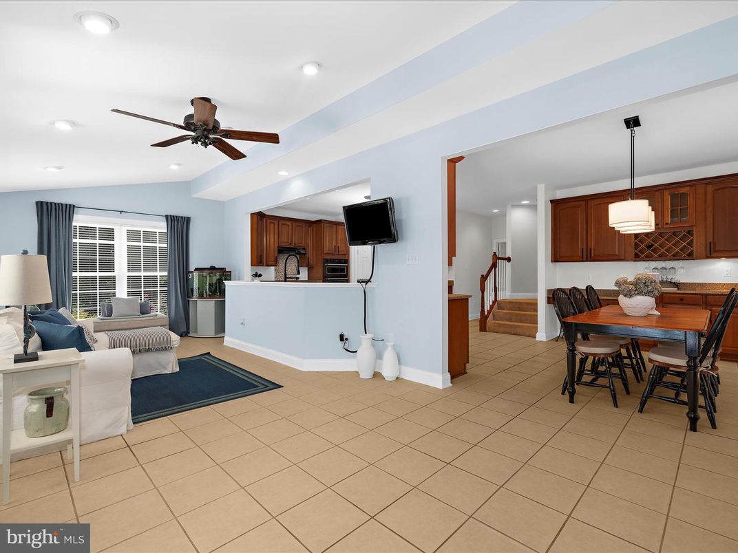 Dining room, Interior, Kitchen, Pendant Lights, Recessed Lighting