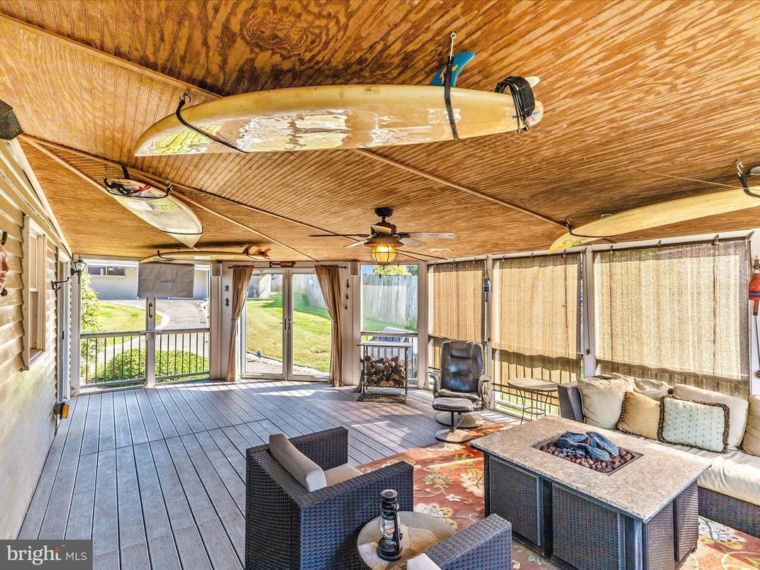 Interior, Living room, Sun Room, Wooden Ceilings