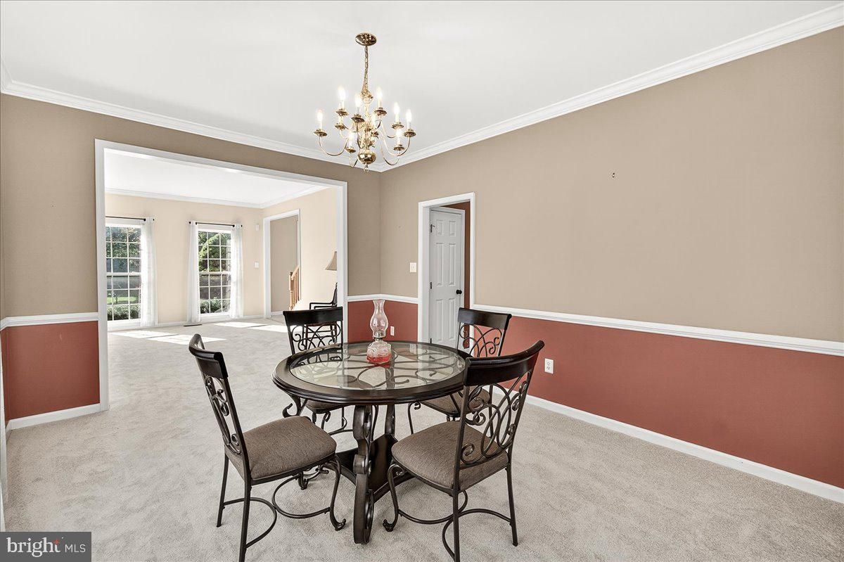 Chandelier, Dining room, Interior