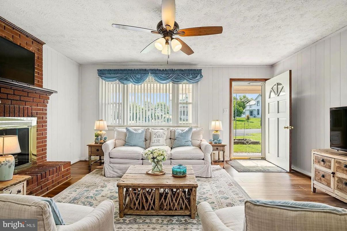 Fireplace, Interior, Living room, Stone Walls, Wood Texture Flooring