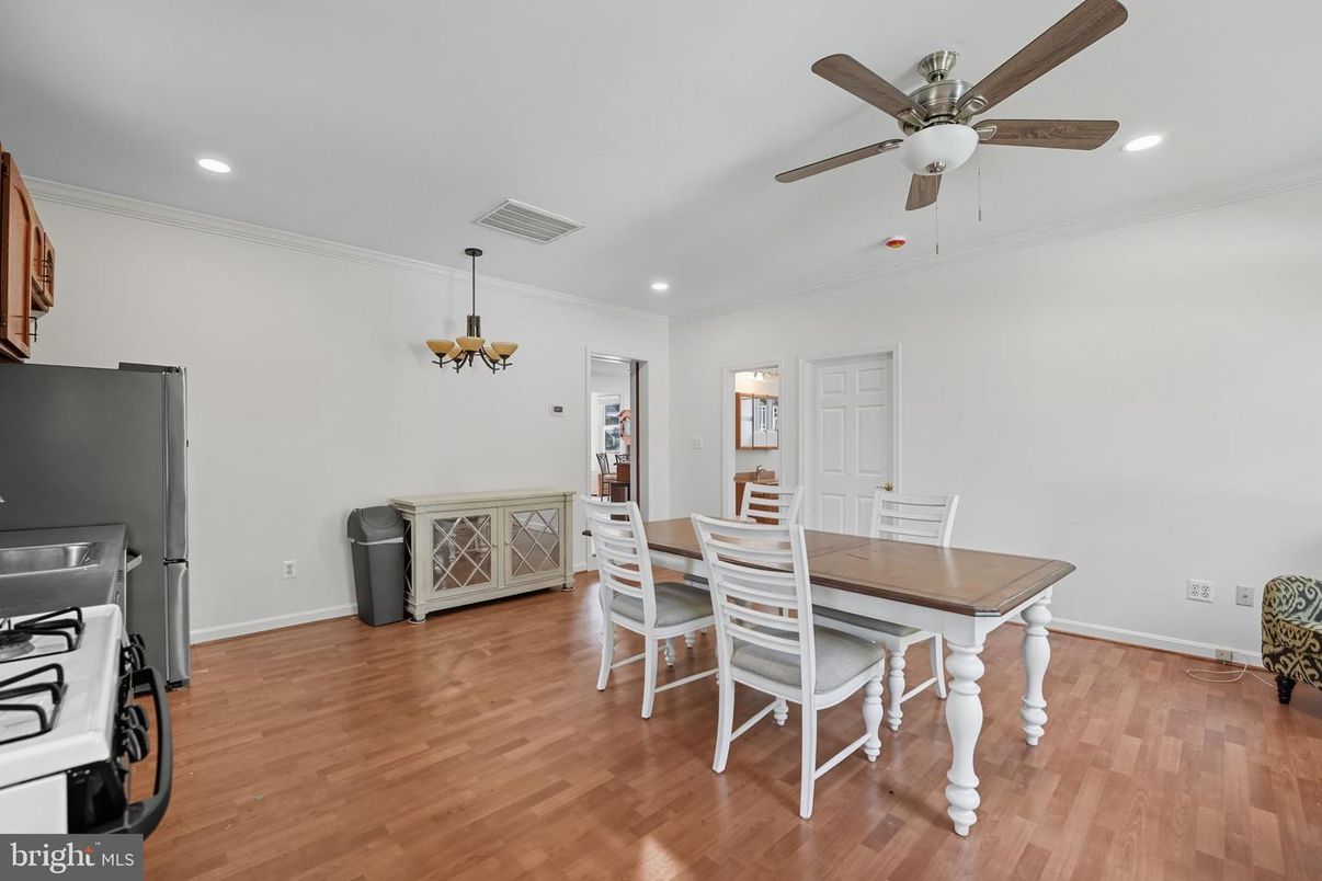 Dining room, Interior, Recessed Lighting, Wood Texture Flooring