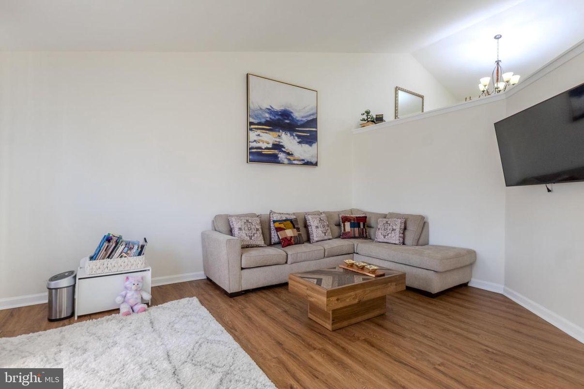Chandelier, Interior, Living room, Wood Texture Flooring