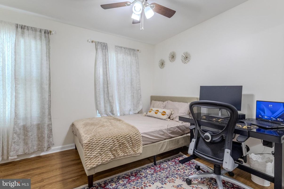 Bedroom, Home Office, Interior, Wood Texture Flooring