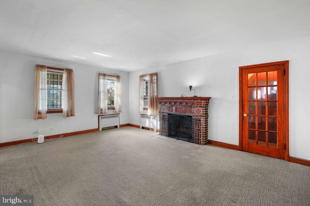 Empty room, Fireplace, Interior