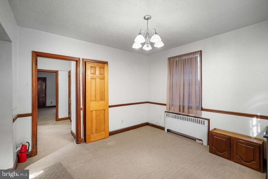 Chandelier, Empty room, Interior