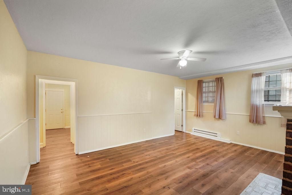 Empty room, Interior, Wood Texture Flooring
