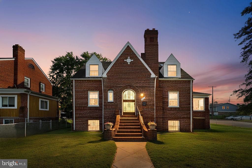 Exterior, Facade, Brick Facade, Tudor Revival