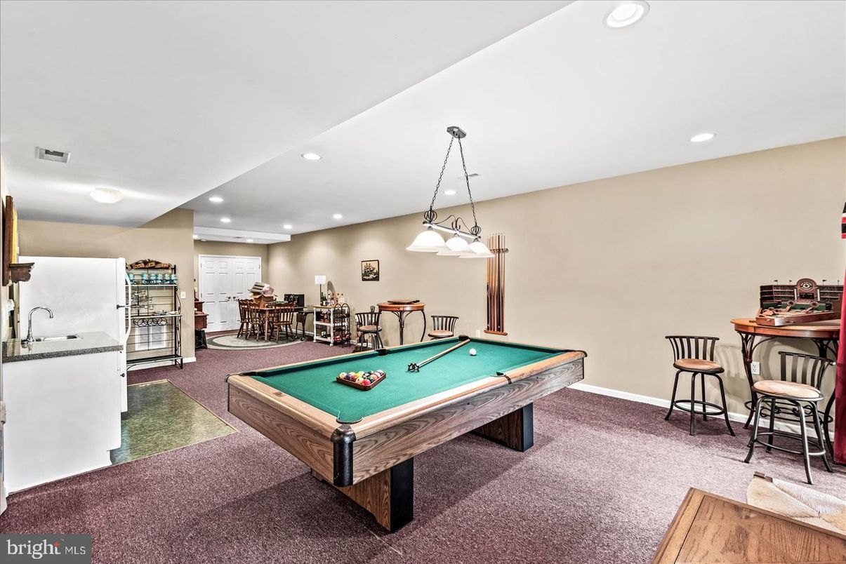 Billiard Table, Game Room, Interior, Pendant Lights, Recessed Lighting