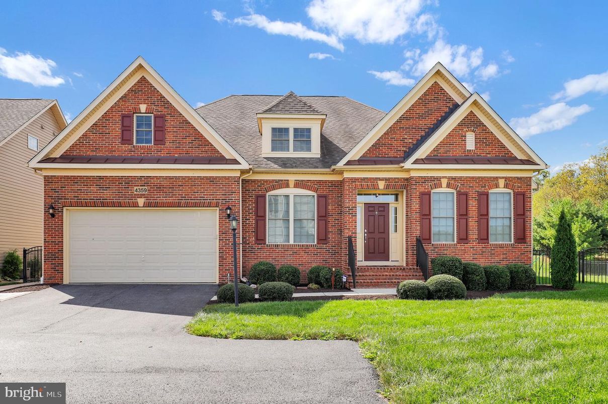 Attached, Exterior, Facade, Brick Facade, Brick Traditional