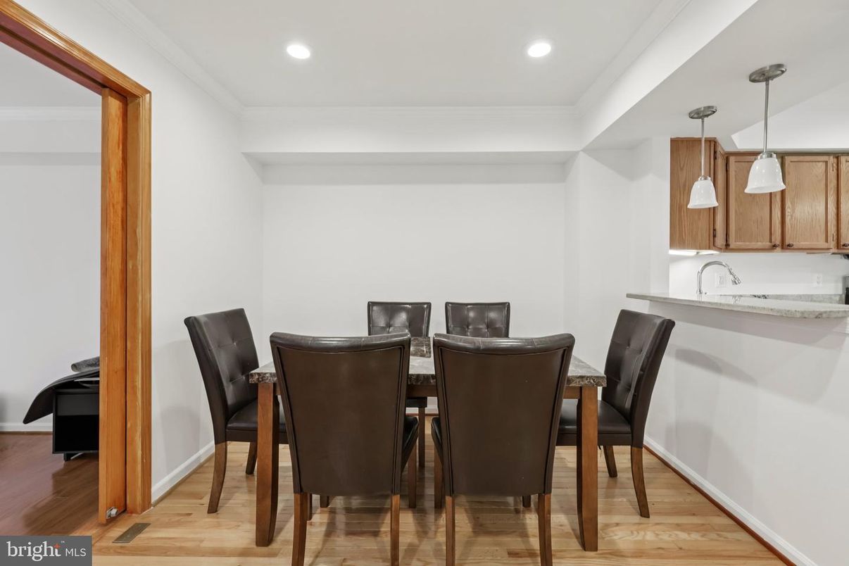Dining room, Interior, Pendant Lights, Recessed Lighting, Wood Texture Flooring