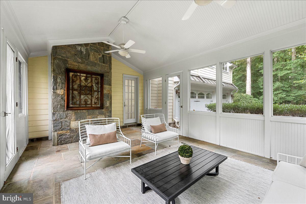 Interior, Living room, Stone Walls, Sun Room