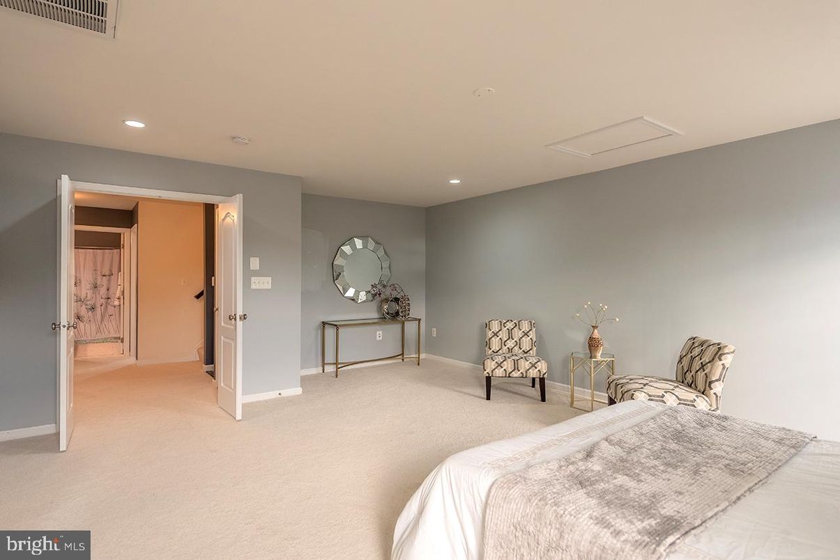 Bedroom, Interior, Recessed Lighting