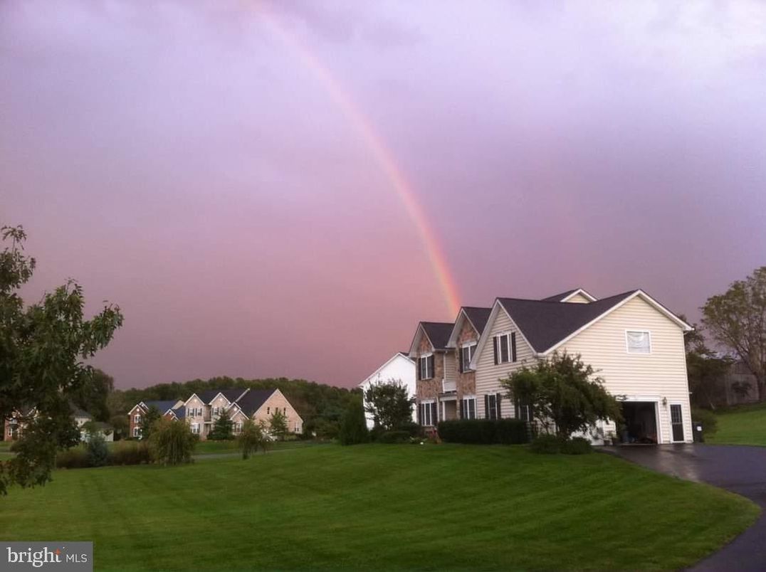 Attached, Backyard, Exterior, Facade, Farmhouse