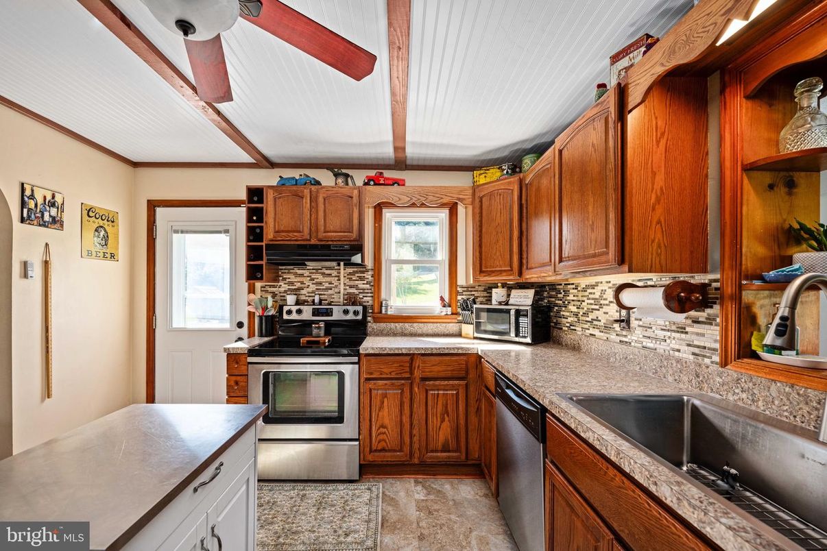 Interior, Kitchen, Stainless Steel Appliances