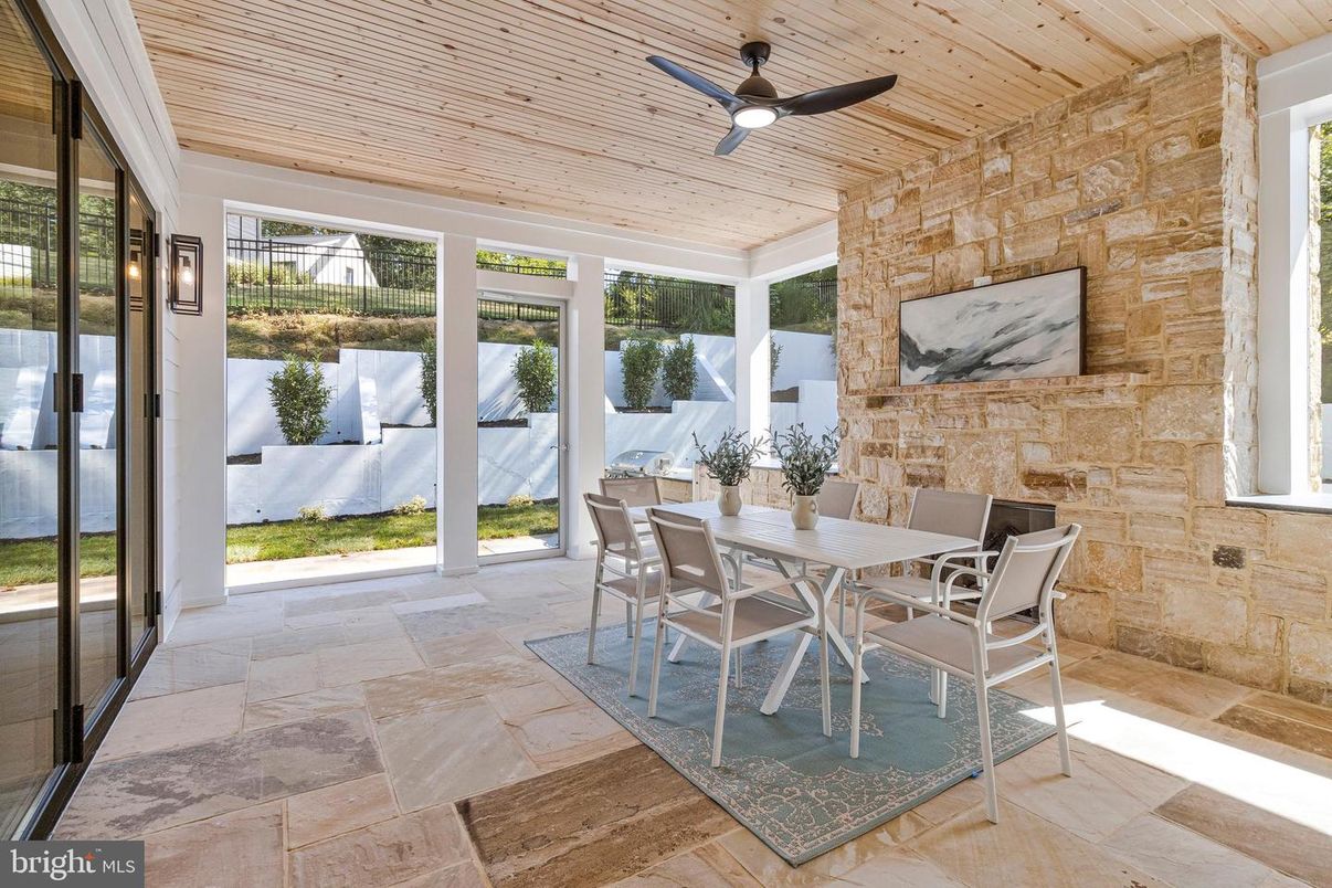Dining room, Interior, Stone Walls, Sun Room, Wooden Ceilings