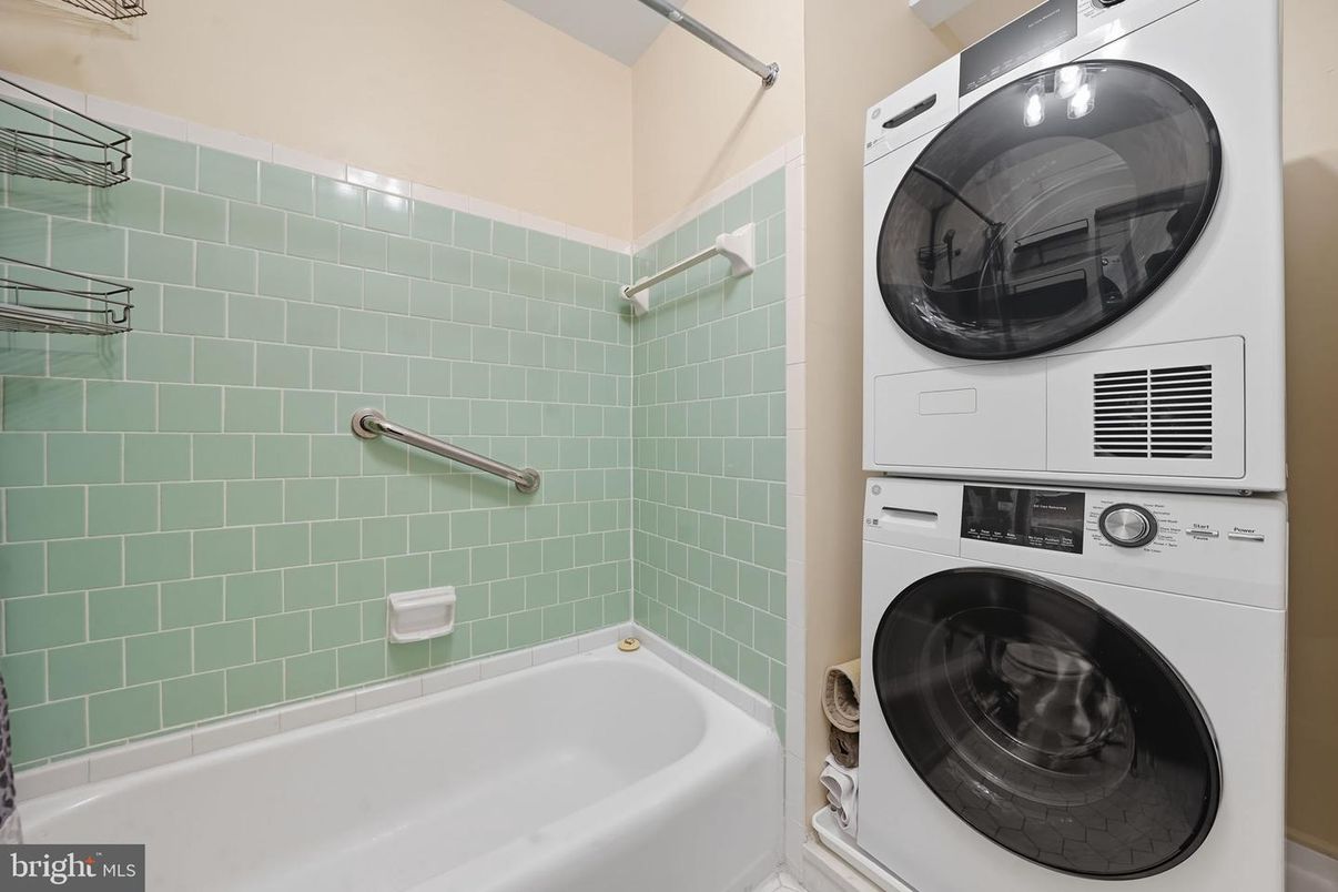 Bathroom, Interior, Utility Closets, Washer