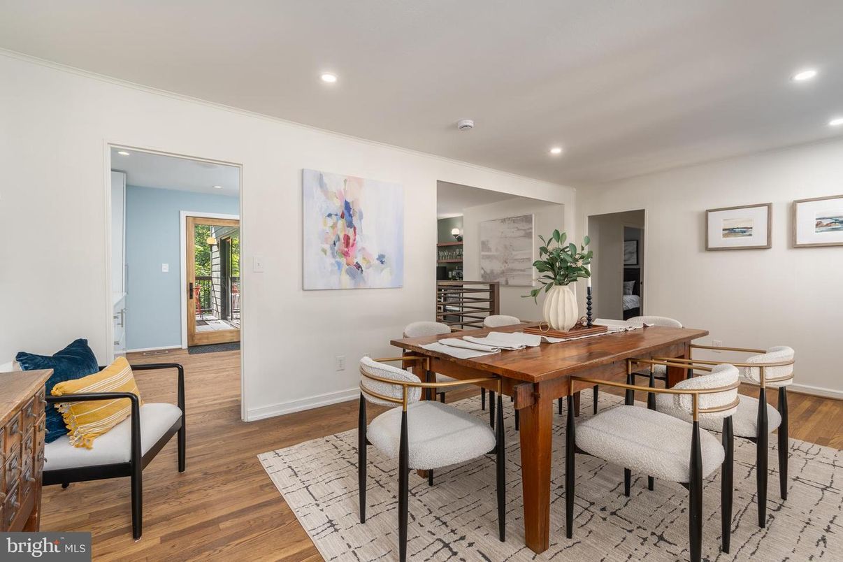 Dining room, Interior, Recessed Lighting, Wood Texture Flooring