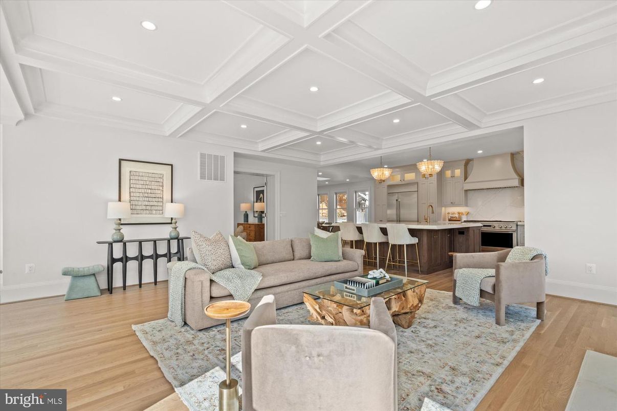 Chandelier, Interior, Kitchen, Living room, Recessed Lighting, Wood Texture Flooring