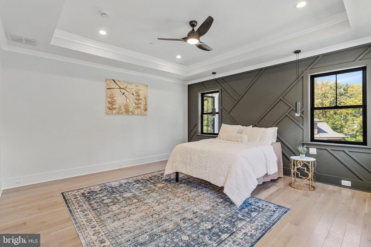 Bedroom, Interior, Pendant Lights, Recessed Lighting, Wood Texture Flooring