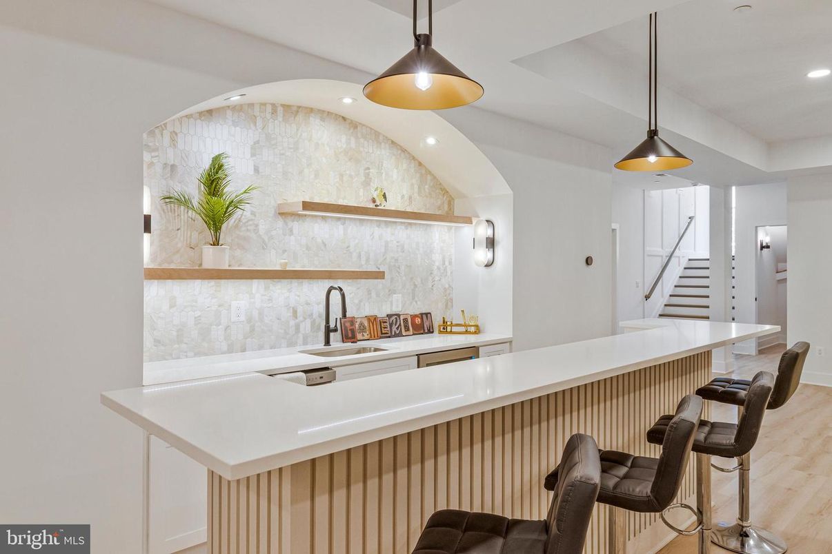 Interior, Kitchen, Pendant Lights, Recessed Lighting, Wood Texture Flooring
