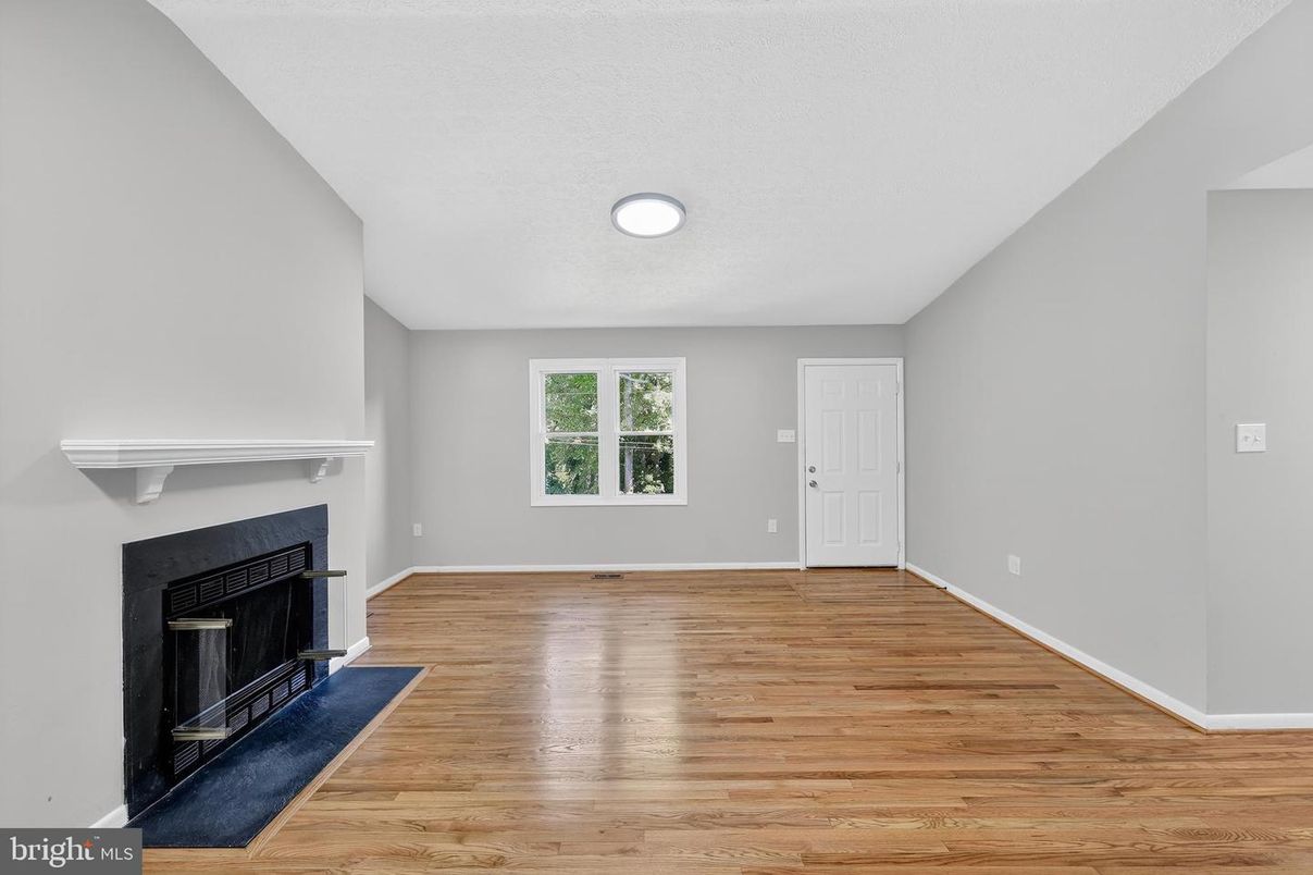 Empty room, Fireplace, Interior, Wood Texture Flooring